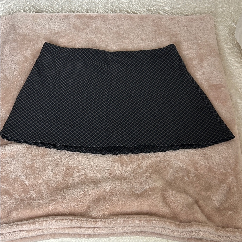 Aeropostale Black, Navy & Gray Geometric A-Line Skort